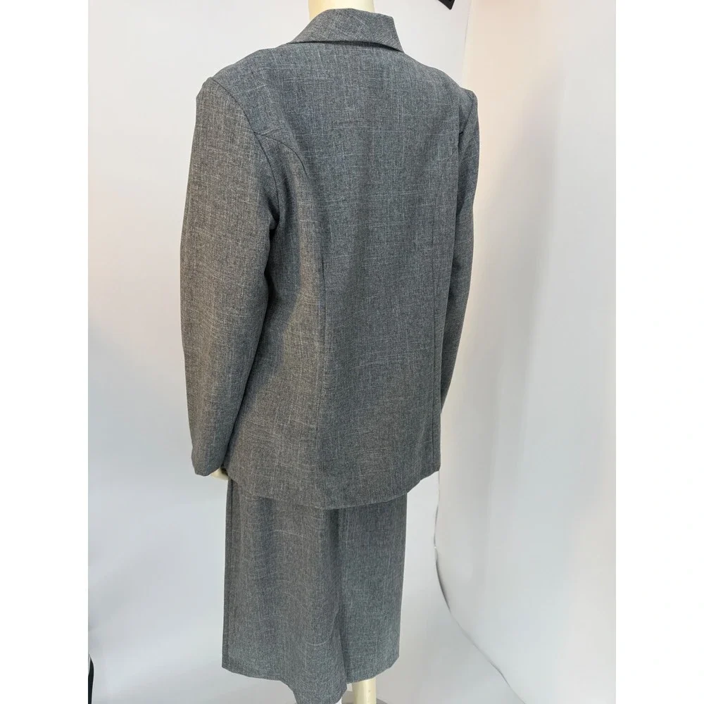 Vintage 80s Prelude Grey Skirt Suit Power Suit Size 16 Bold Shoulder Lightweight